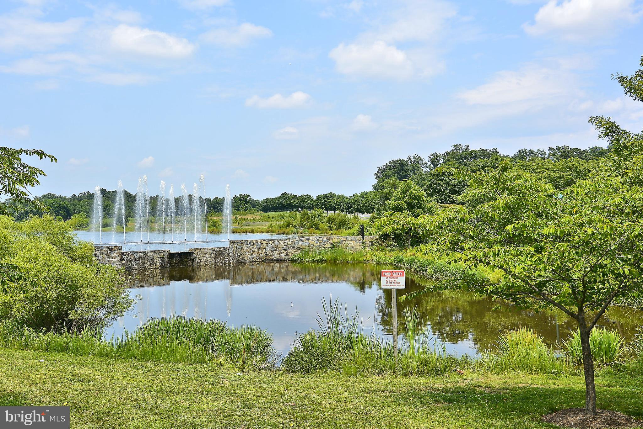 SOUTH RIDING - Residential