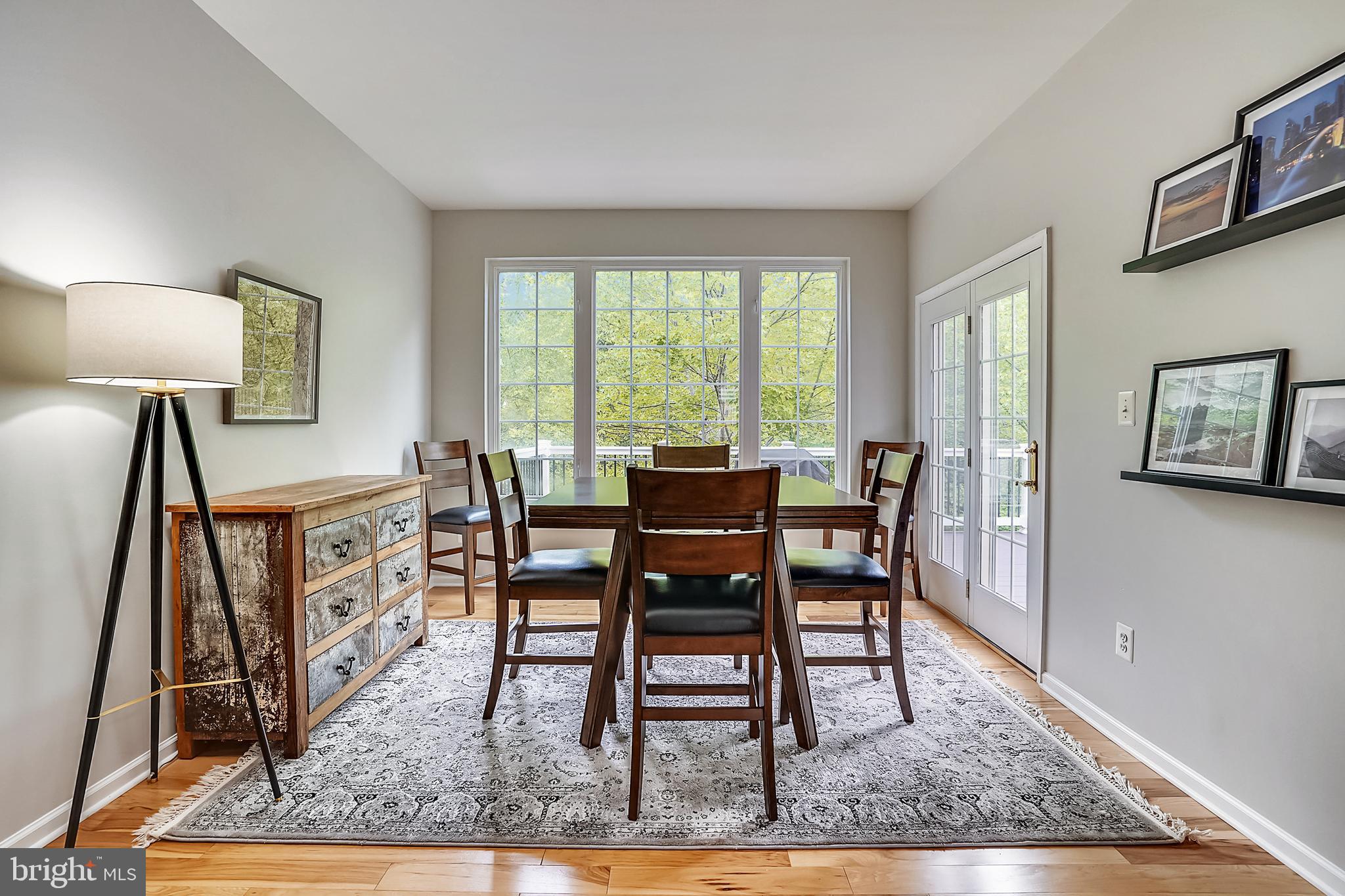 SOUTH RIDING - Residential