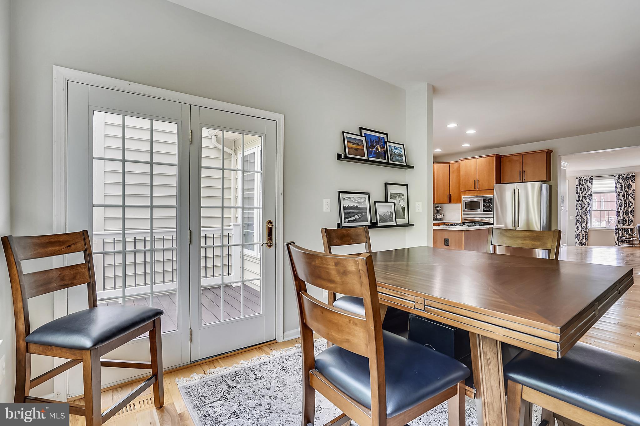 SOUTH RIDING - Residential