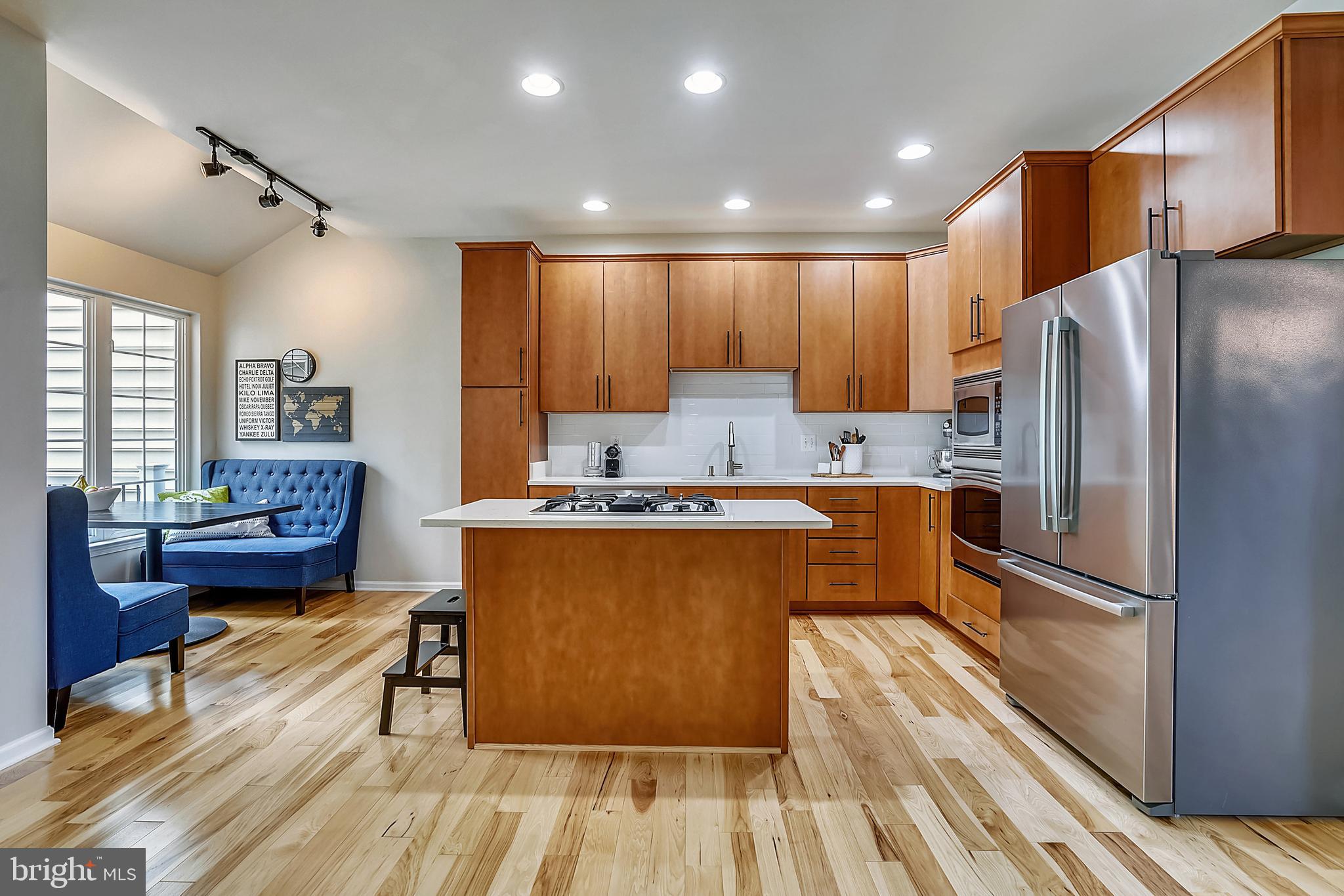 SOUTH RIDING - Residential