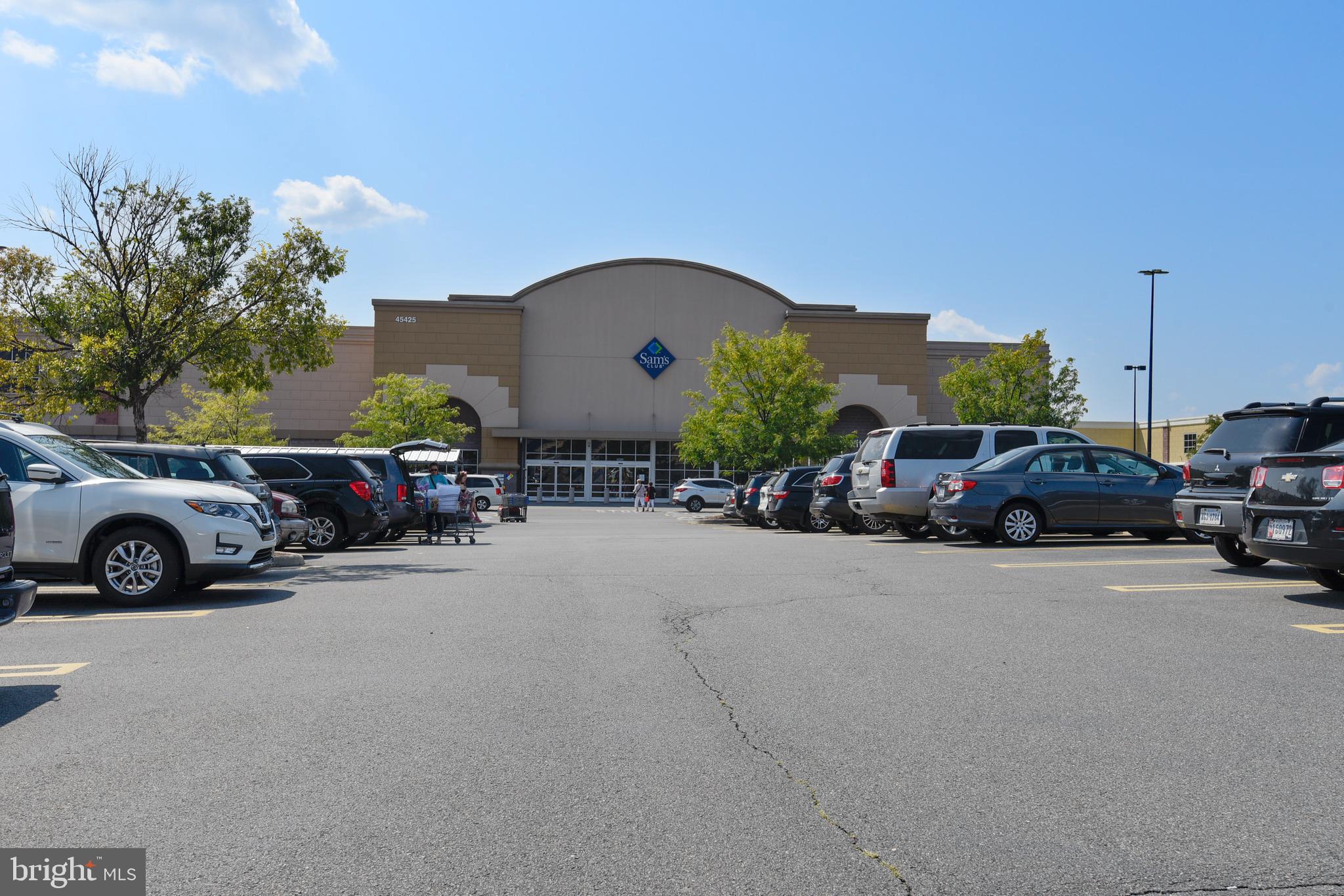 SOUTH RIDING - Residential