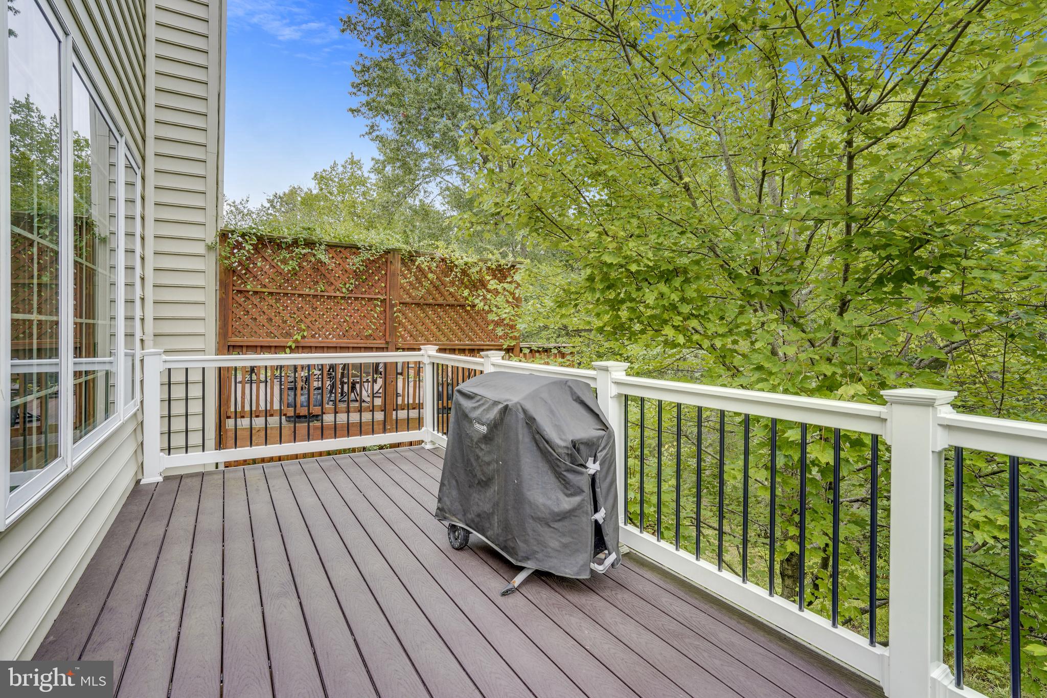 SOUTH RIDING - Residential