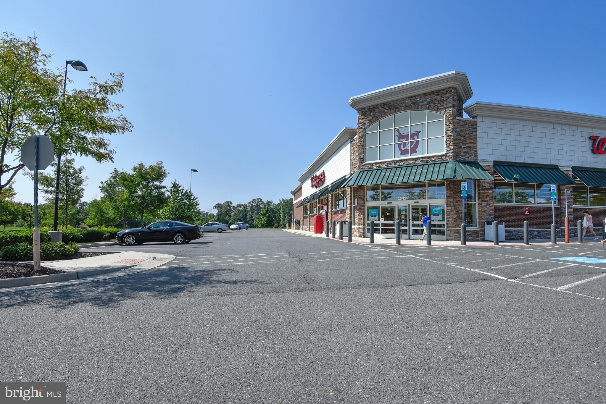 SOUTH RIDING - Residential