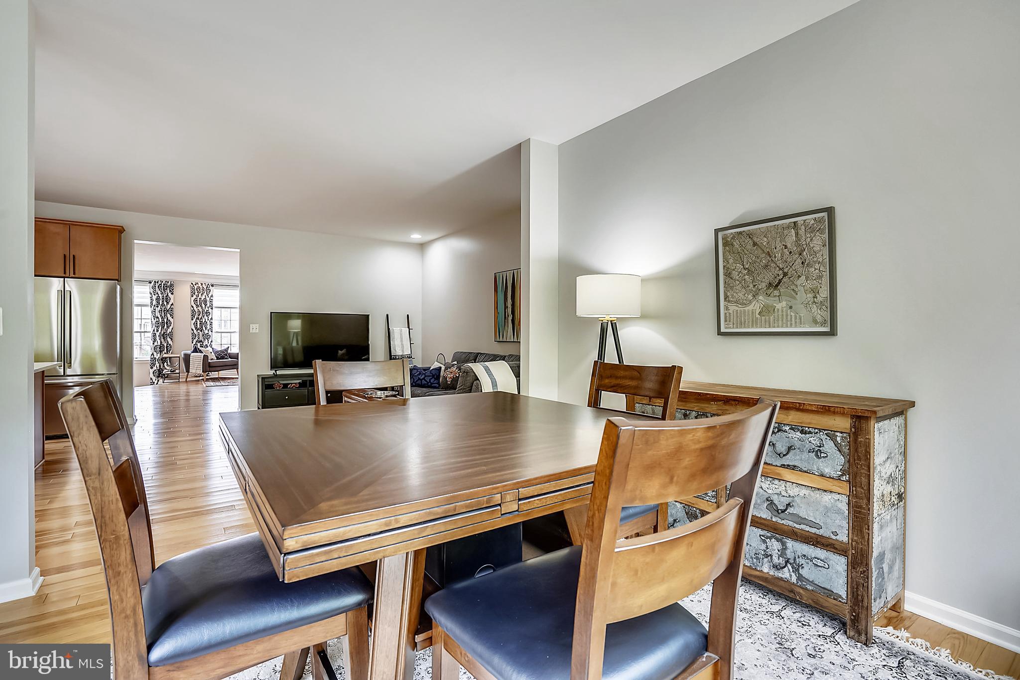 SOUTH RIDING - Residential