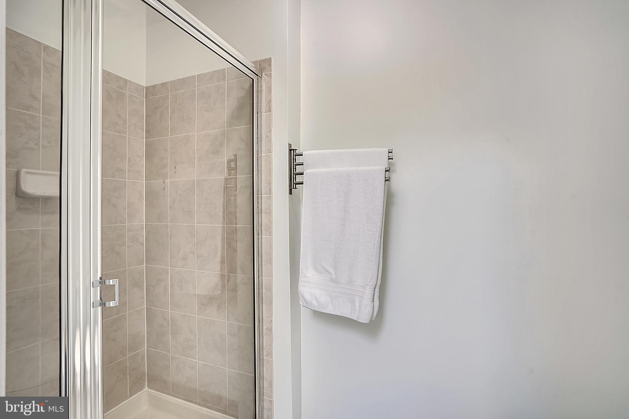 SOUTH RIDING - Residential