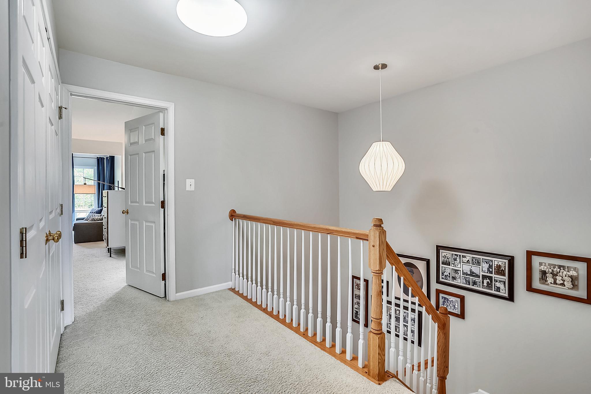 SOUTH RIDING - Residential