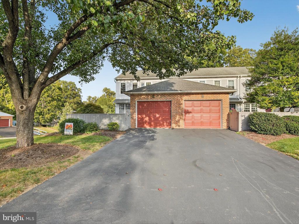 Photo of 151 Pinnacle Point Drive, LANCASTER, PA 17601 (MLS # PALA2075818)