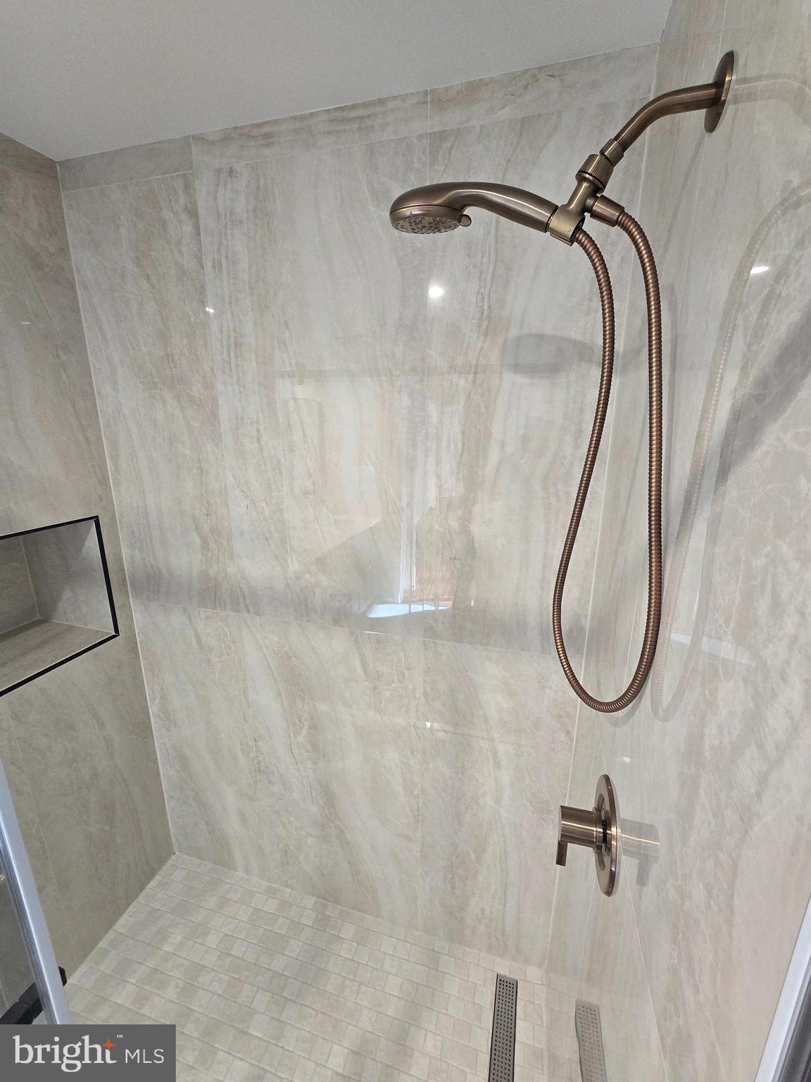 INGHAM MEWS - Residential Lease