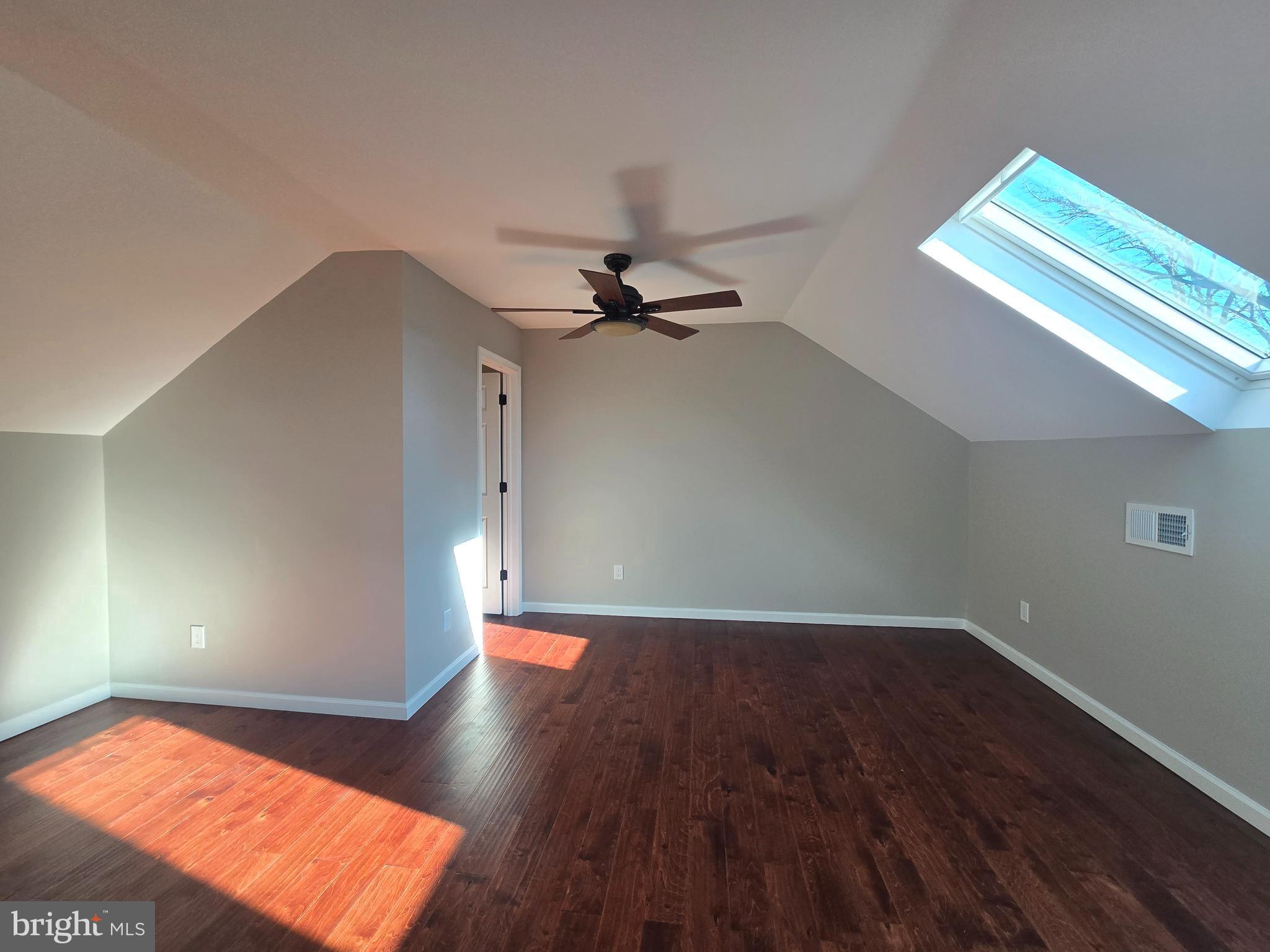 INGHAM MEWS - Residential Lease