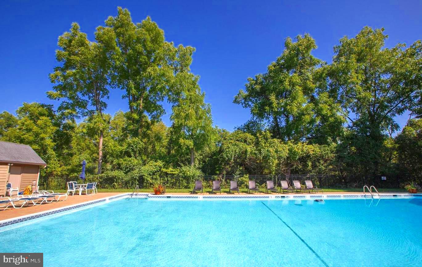 INGHAM MEWS - Residential Lease