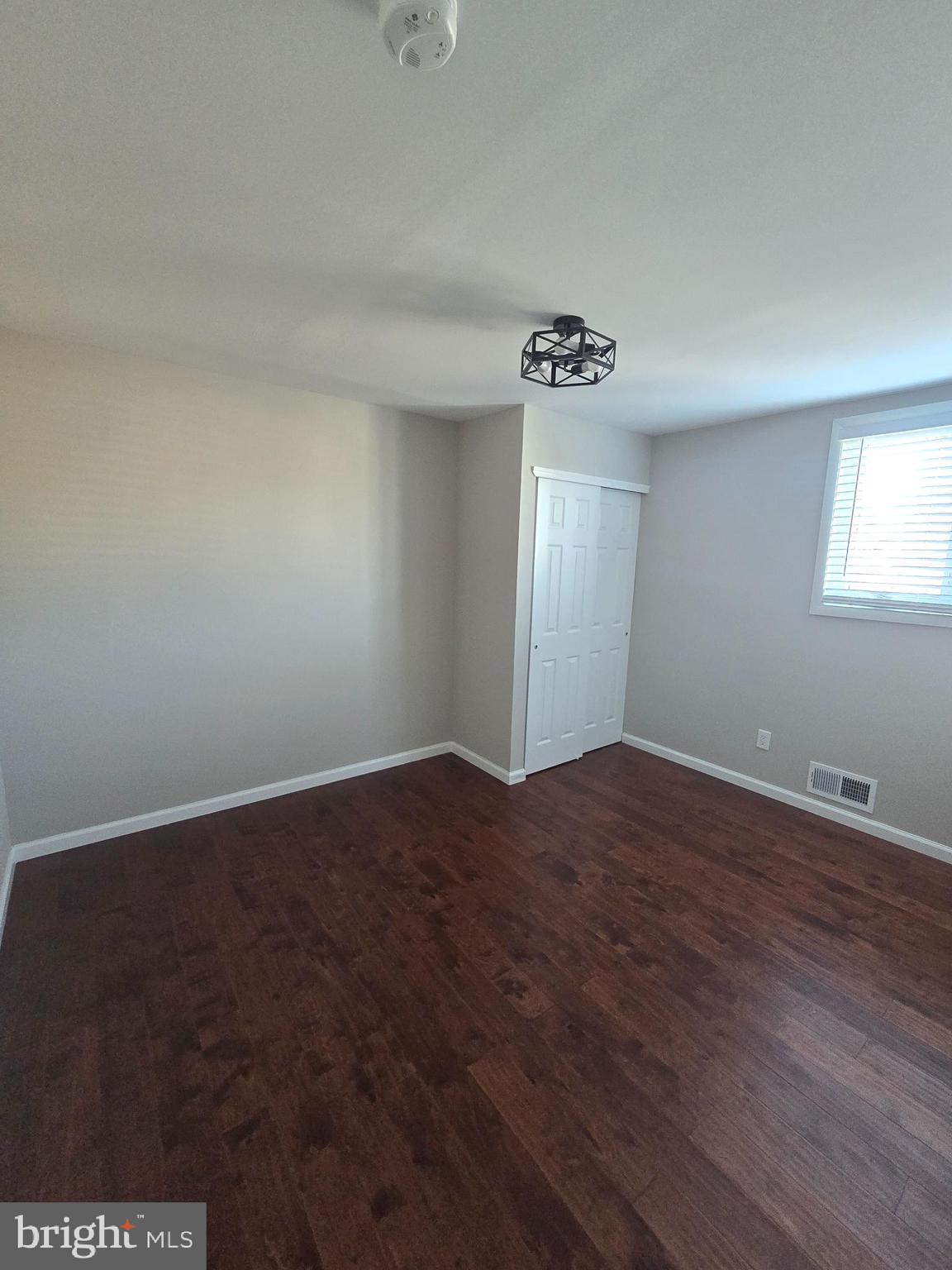 INGHAM MEWS - Residential Lease