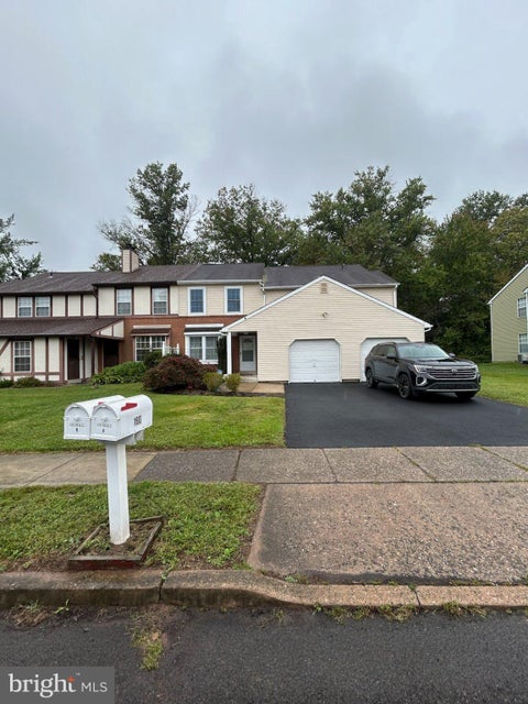 Townhouse For Rent - 1683 Bluebird Drive #B<br/> YARDLEY, PA 19067