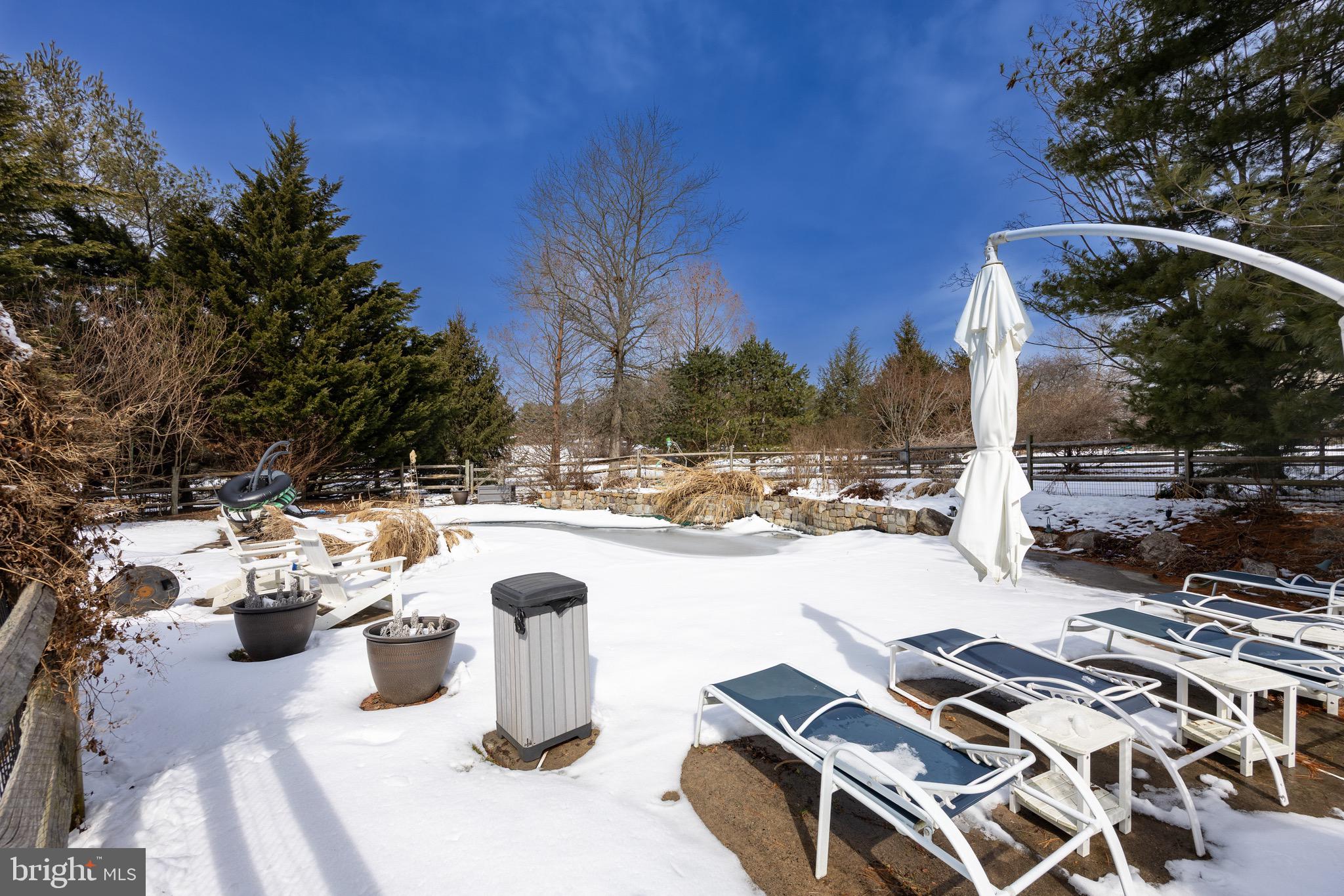 MATTHEWS MEADOWS - Residential