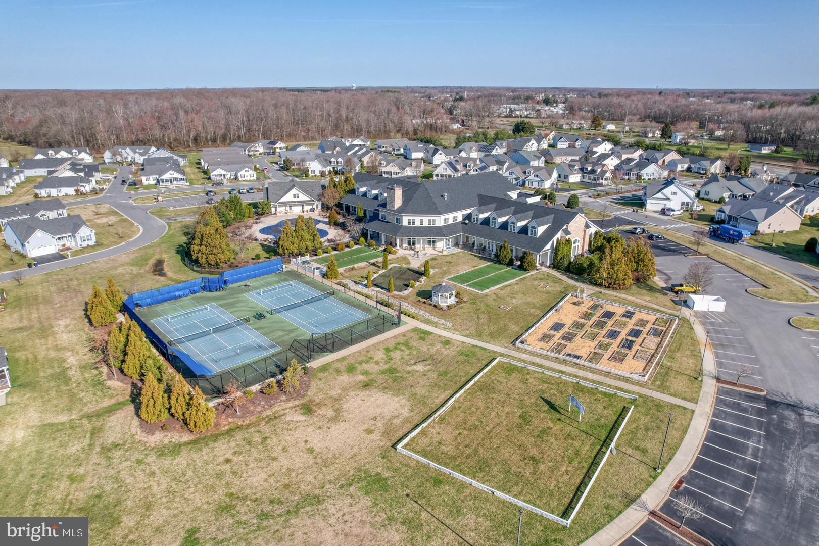 NOBLES POND - Residential