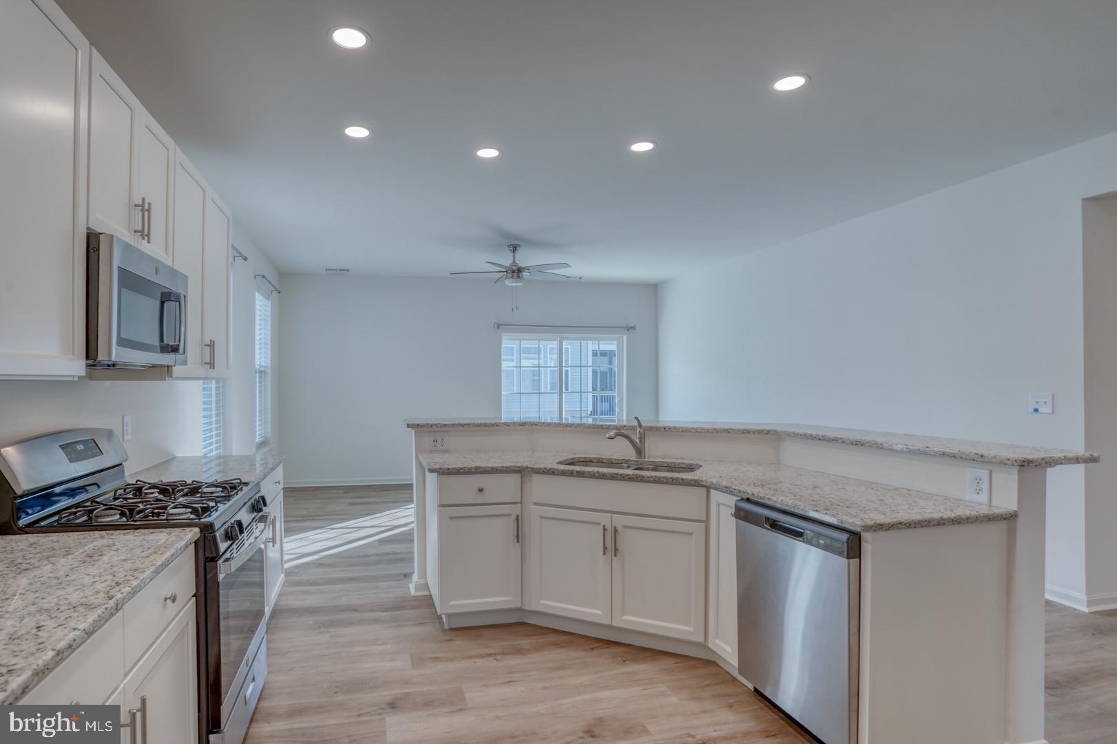 NOBLES POND - Residential