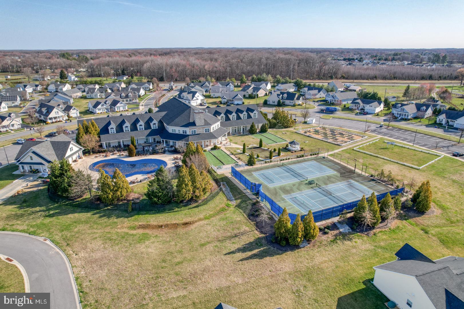 NOBLES POND - Residential