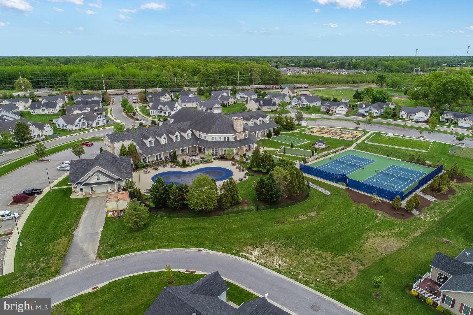 NOBLES POND - Residential