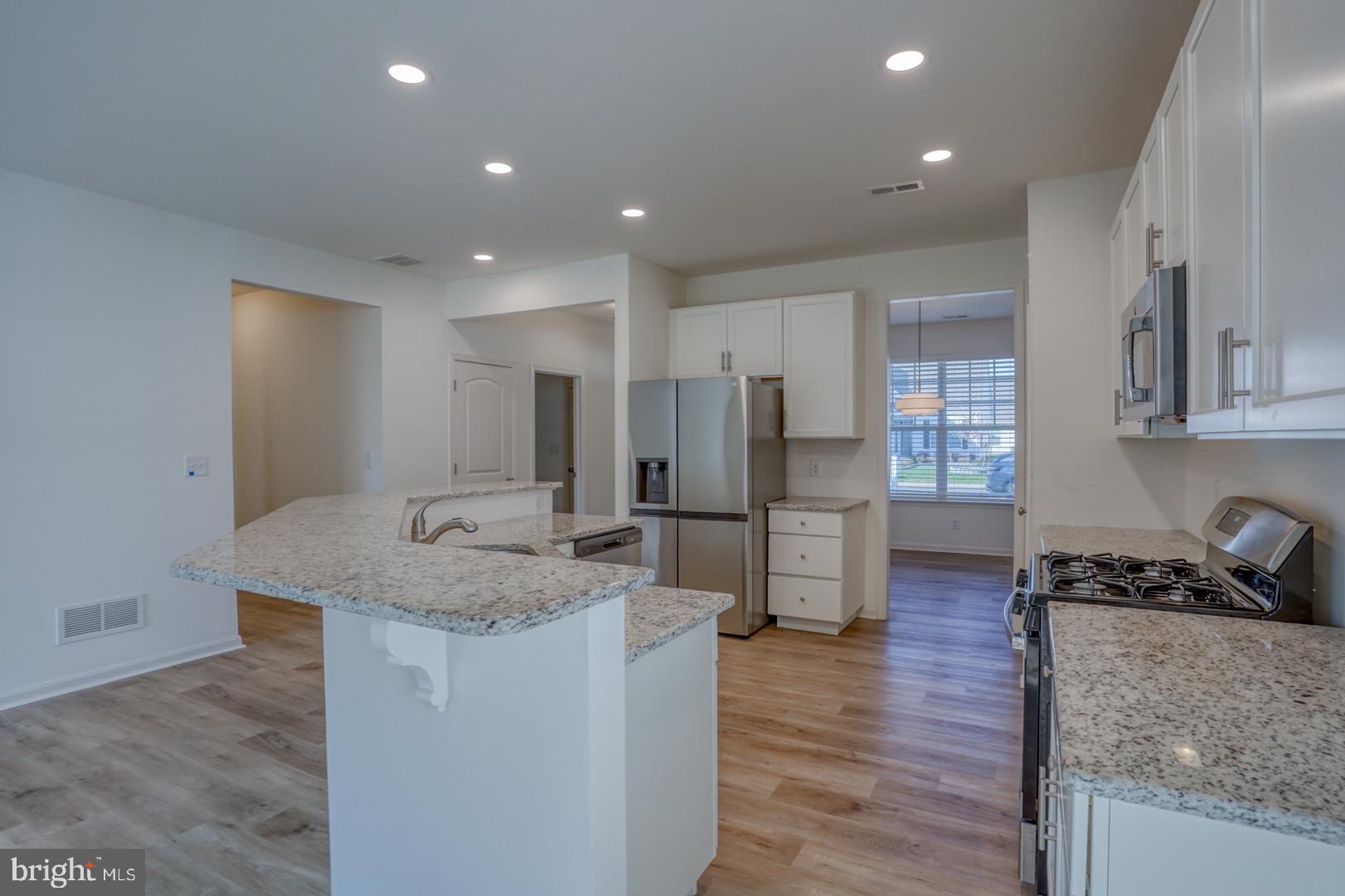 NOBLES POND - Residential