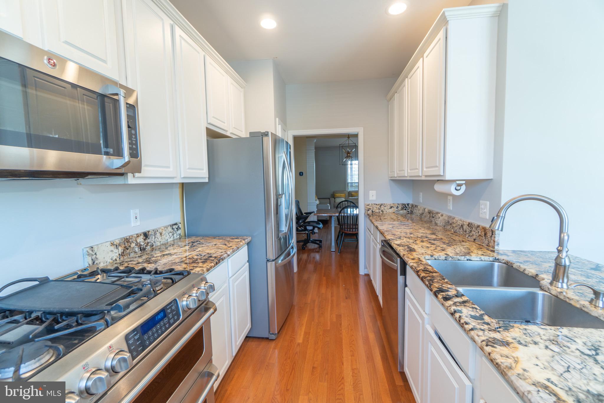 OVERLOOK - Residential Lease