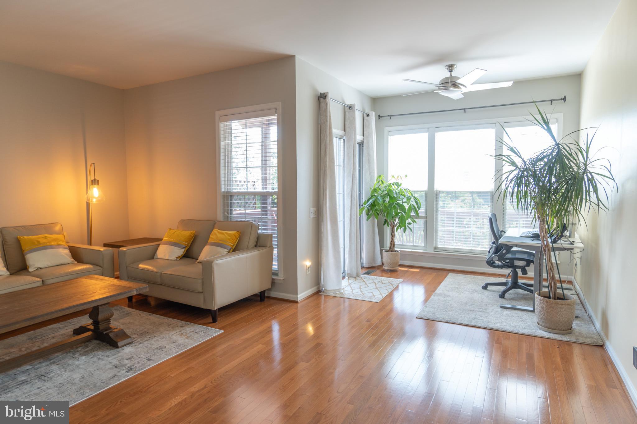 OVERLOOK - Residential Lease