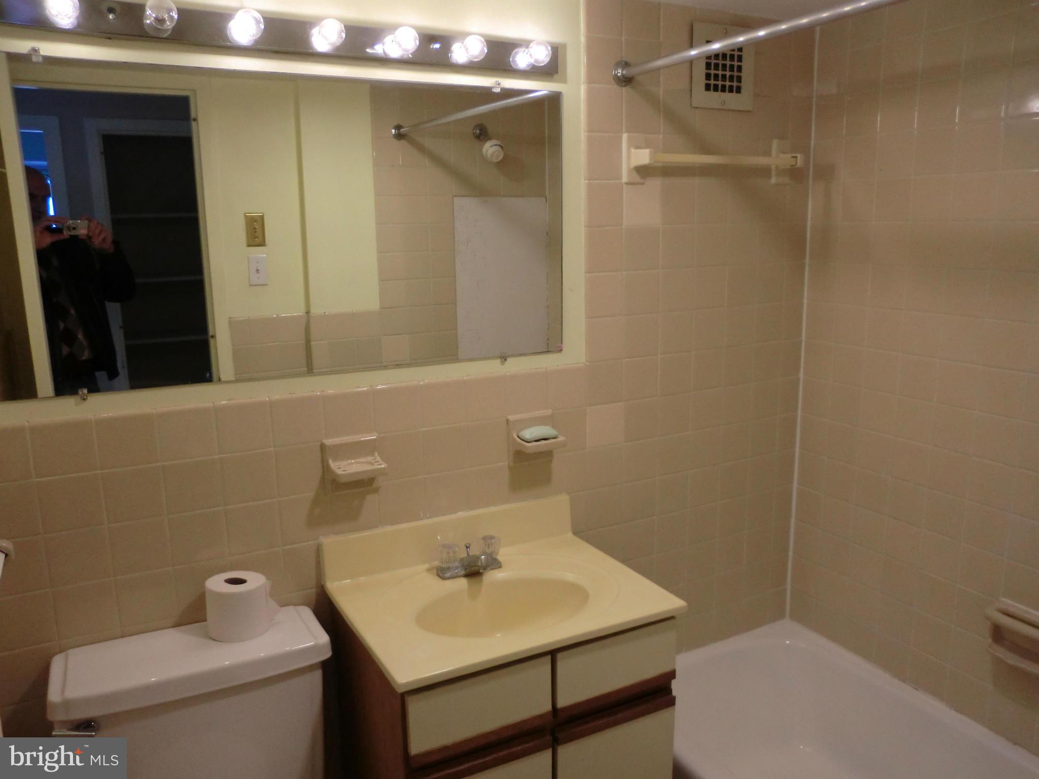 PARK PLACE - Residential Lease