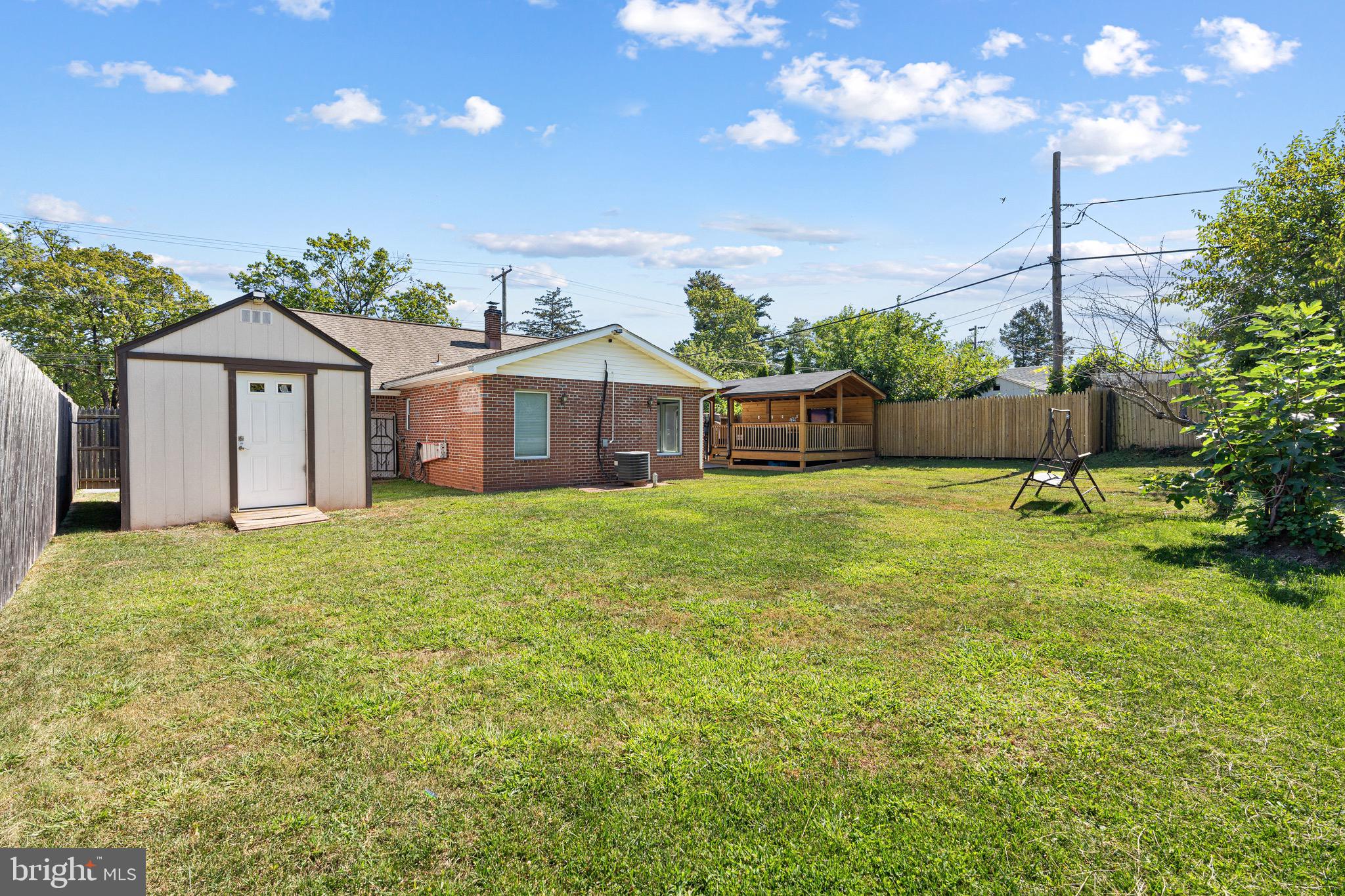 NORRISTOWN - Residential