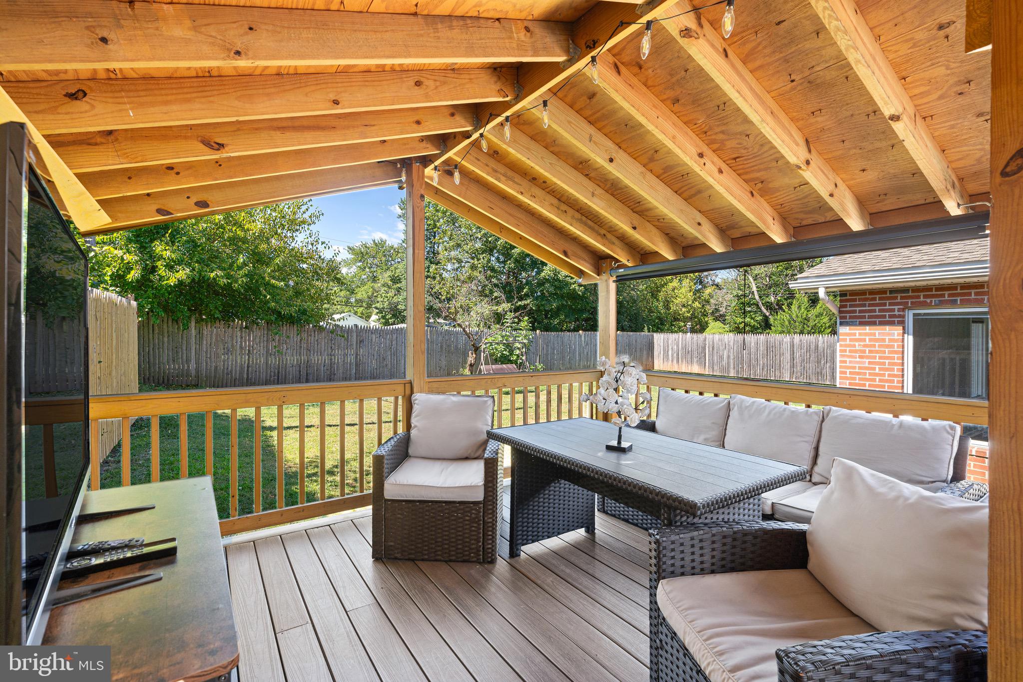 NORRISTOWN - Residential