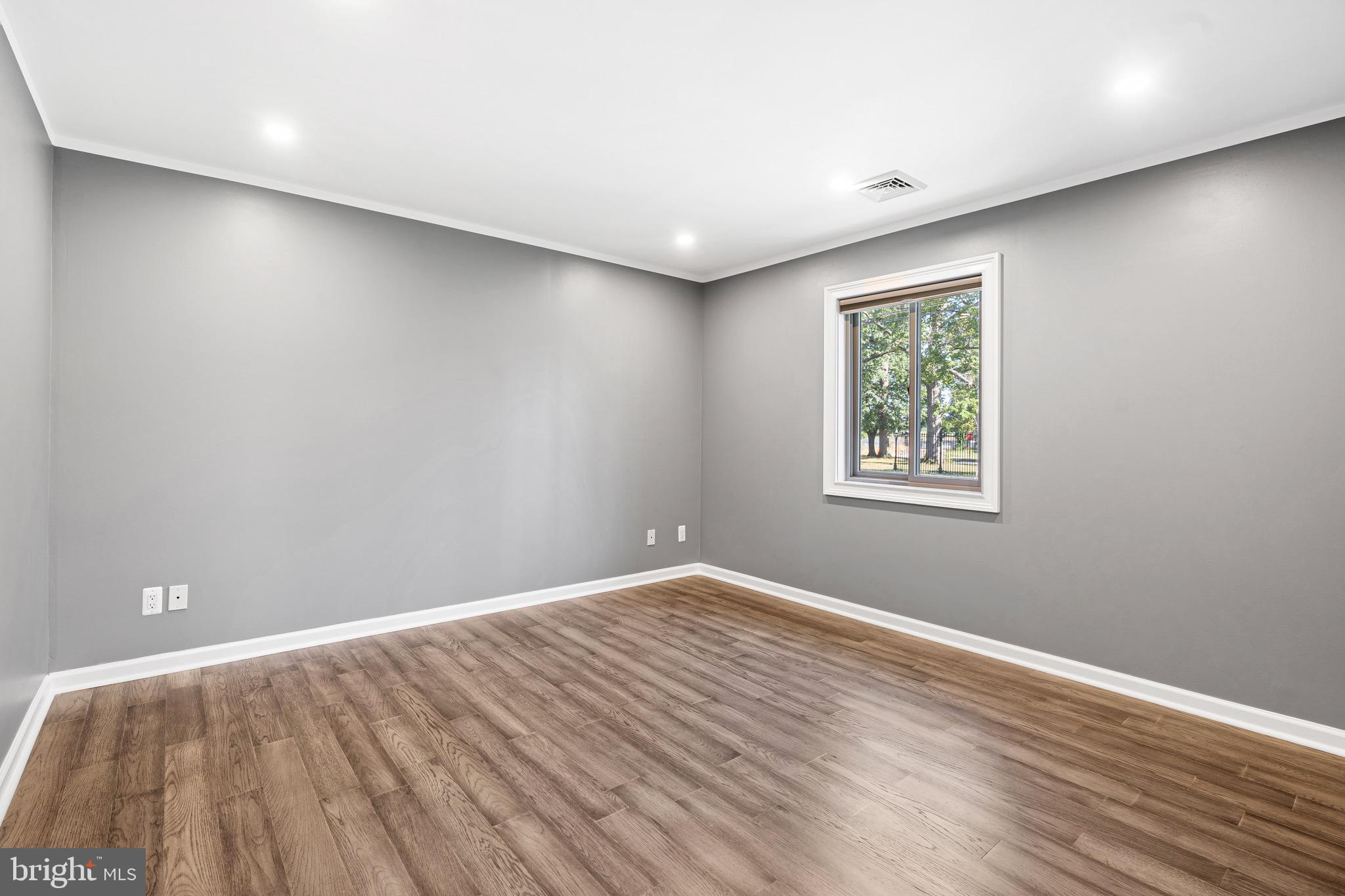 NORRISTOWN - Residential