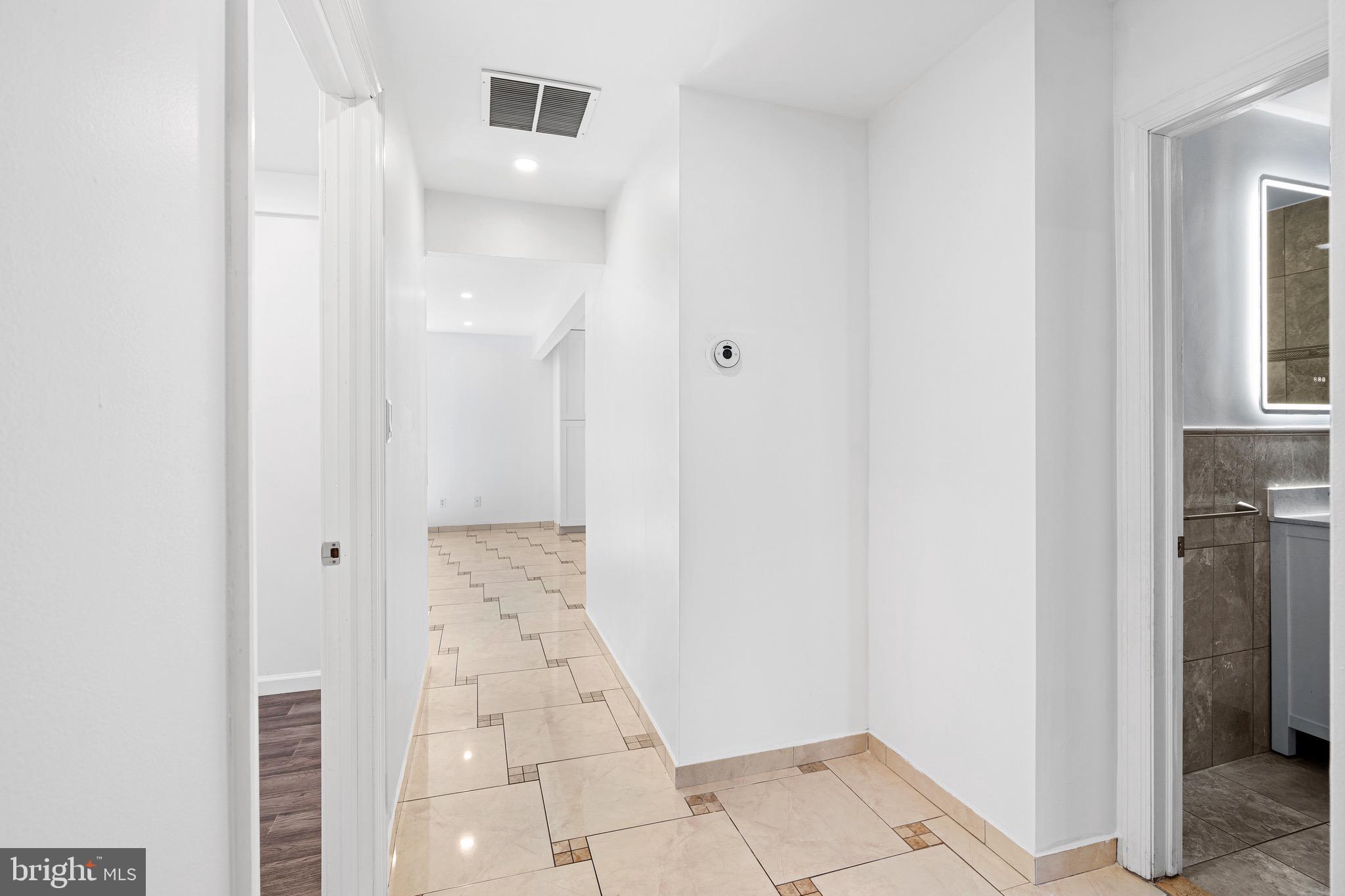 NORRISTOWN - Residential