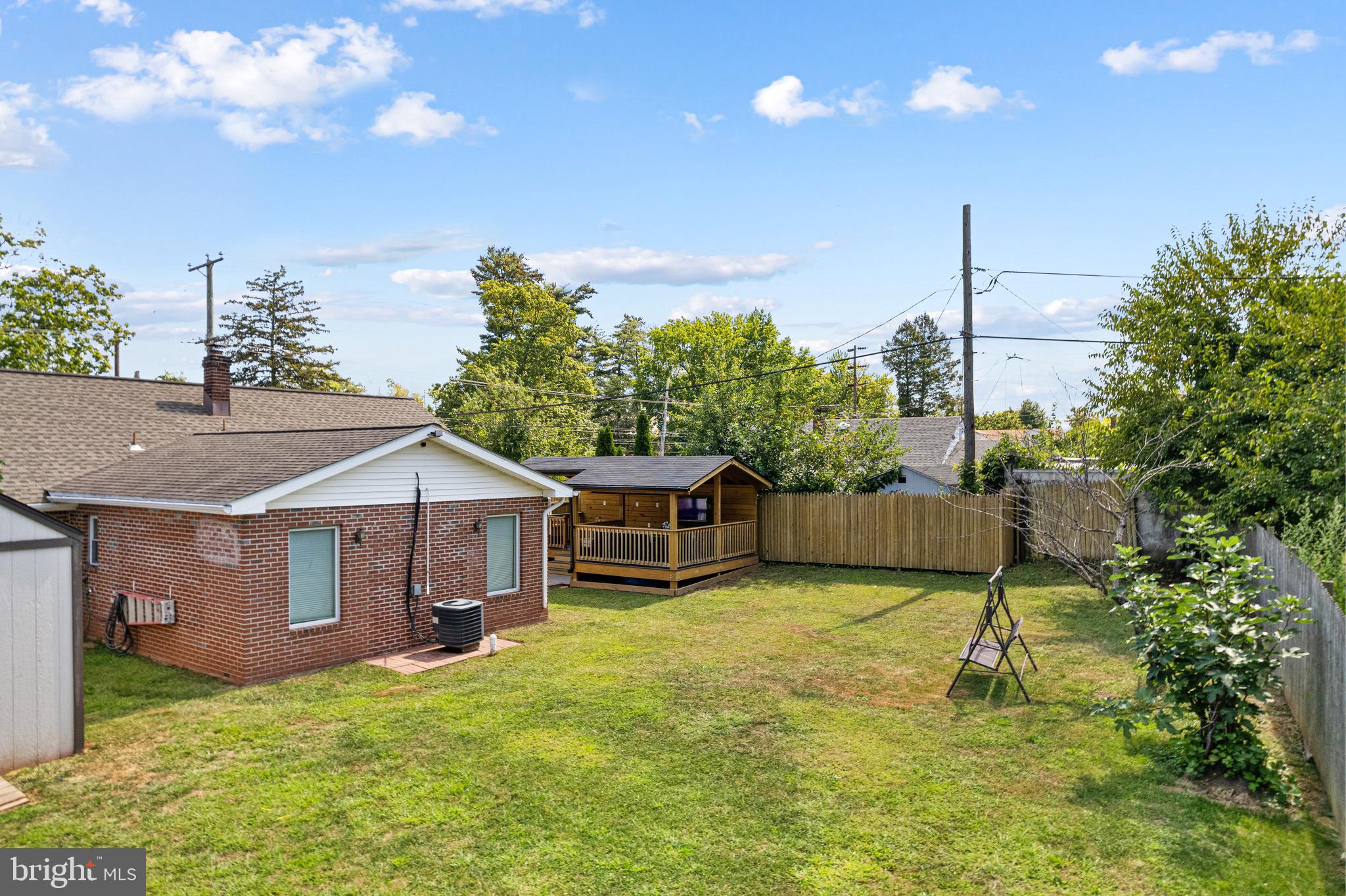 NORRISTOWN - Residential