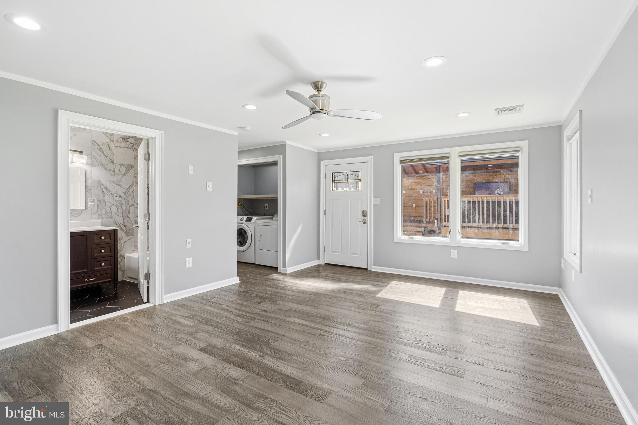 NORRISTOWN - Residential