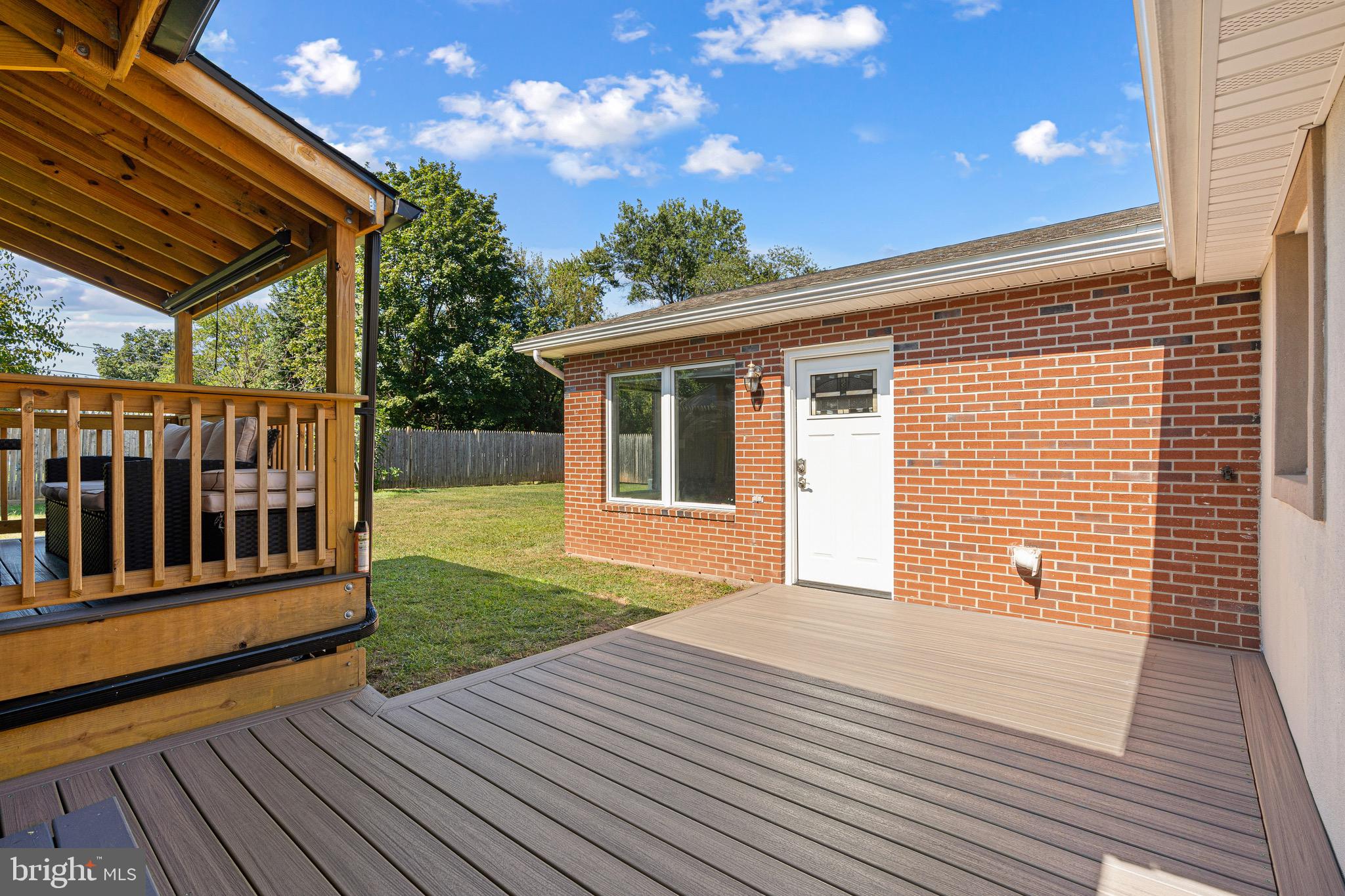 NORRISTOWN - Residential