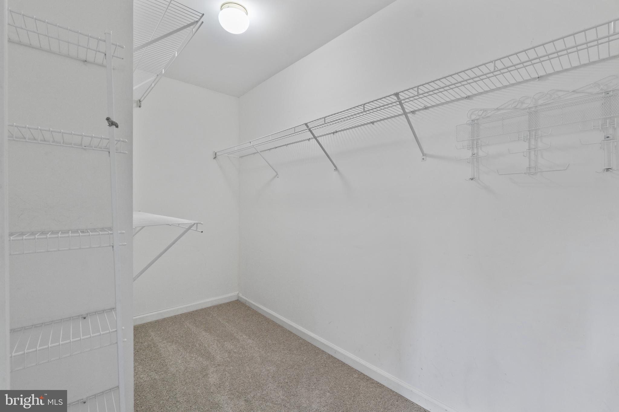 OWINGS MILLS NEW TOWN - Residential Lease