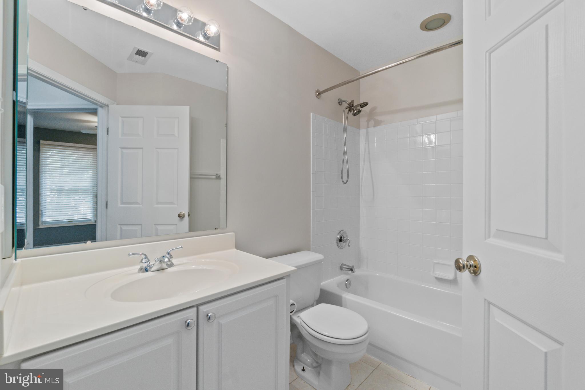 OWINGS MILLS NEW TOWN - Residential Lease