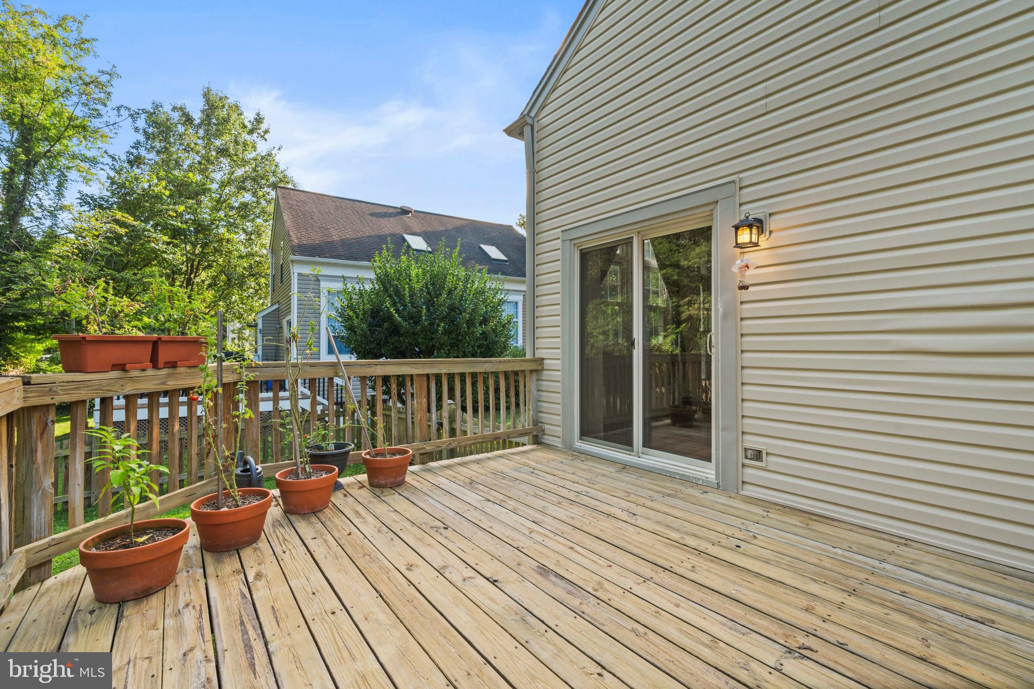 COUNTRYSIDE - Residential