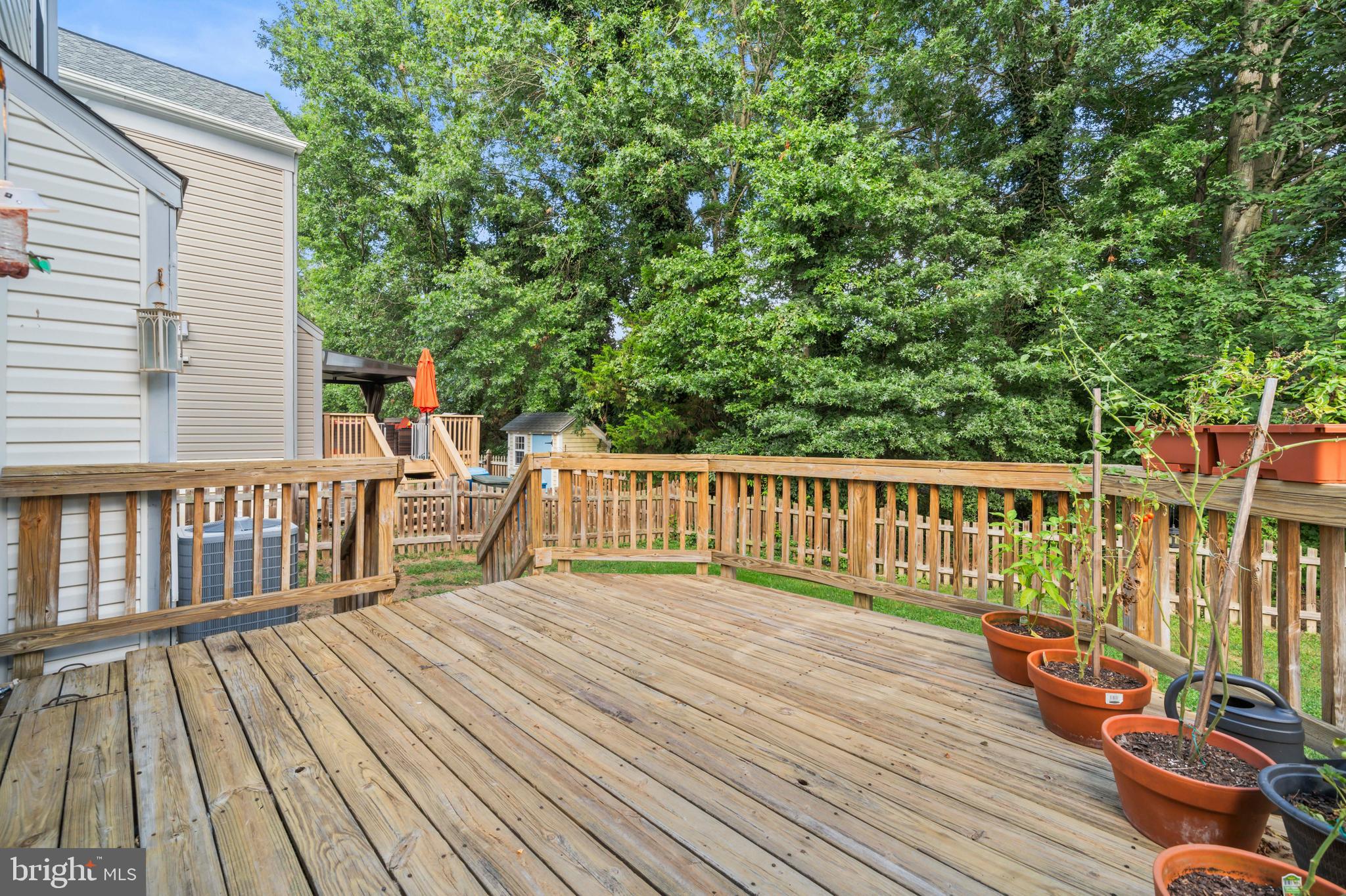 COUNTRYSIDE - Residential