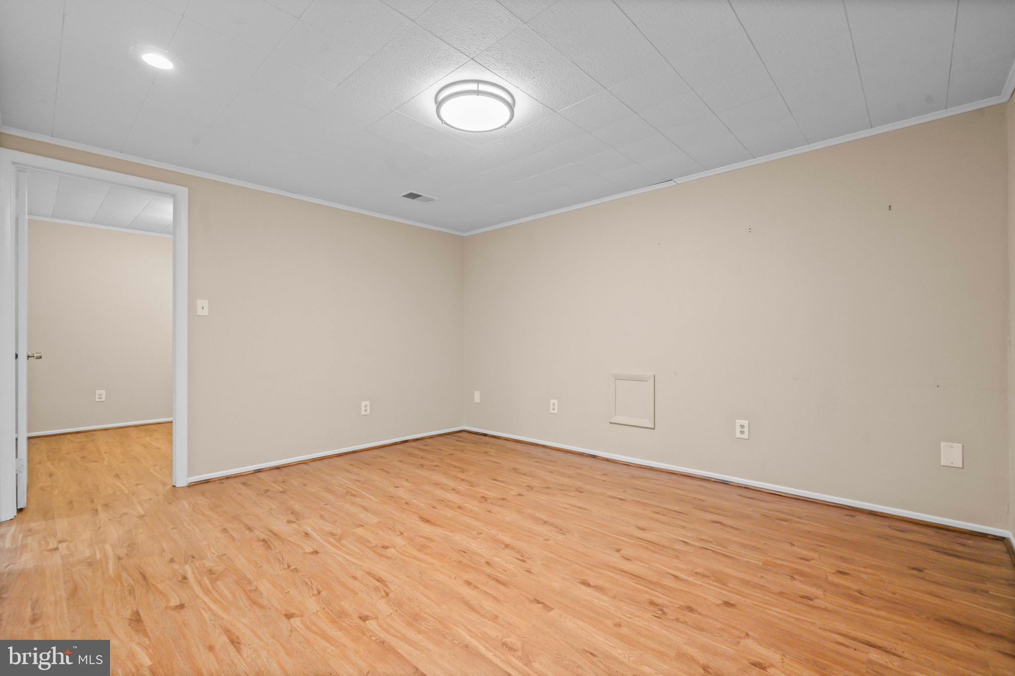 COUNTRYSIDE - Residential