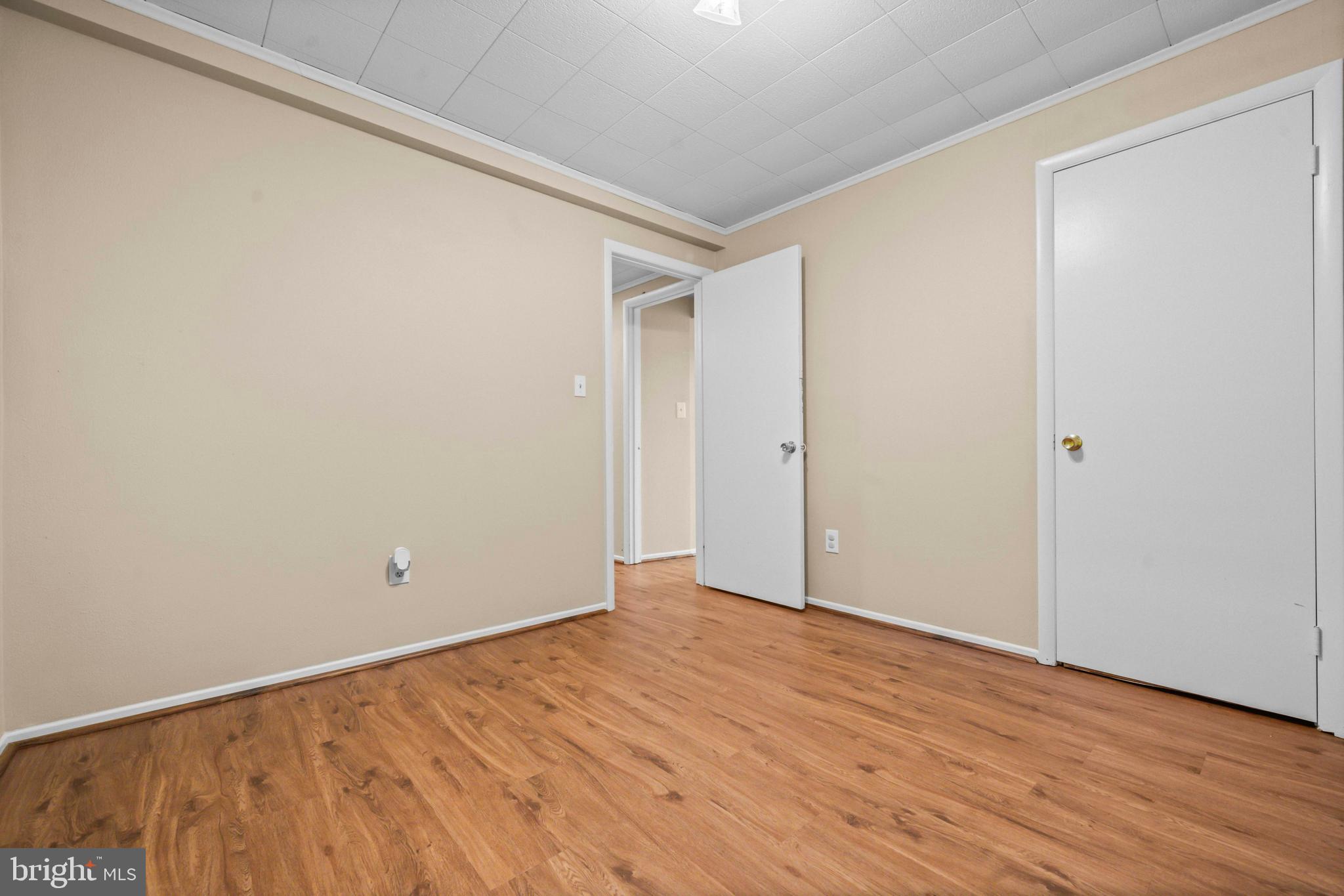 COUNTRYSIDE - Residential