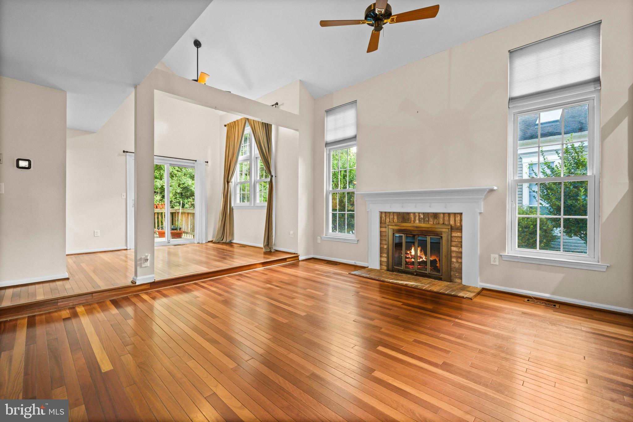 6 FENTON WOOD DRIVE