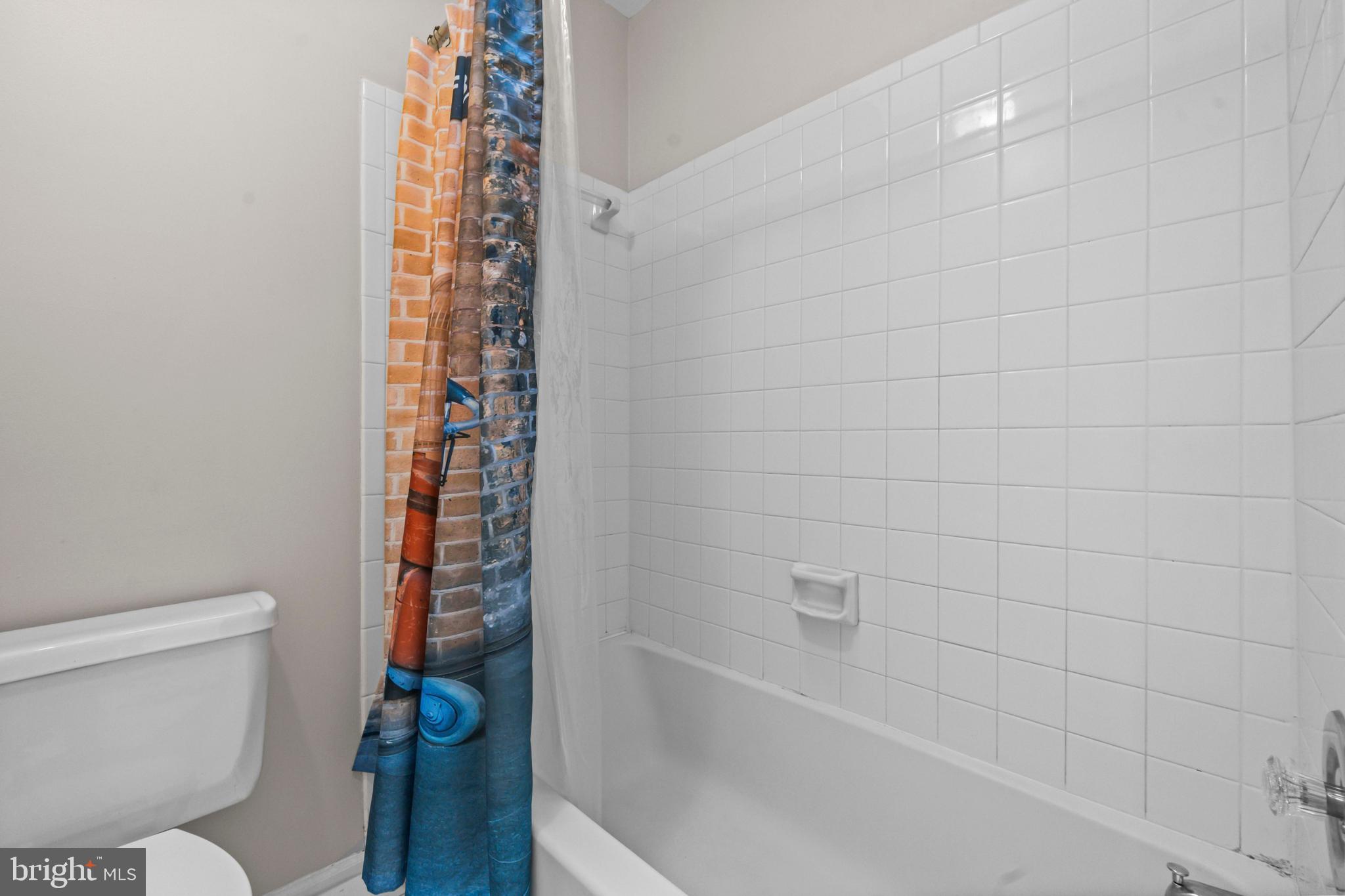 COUNTRYSIDE - Residential