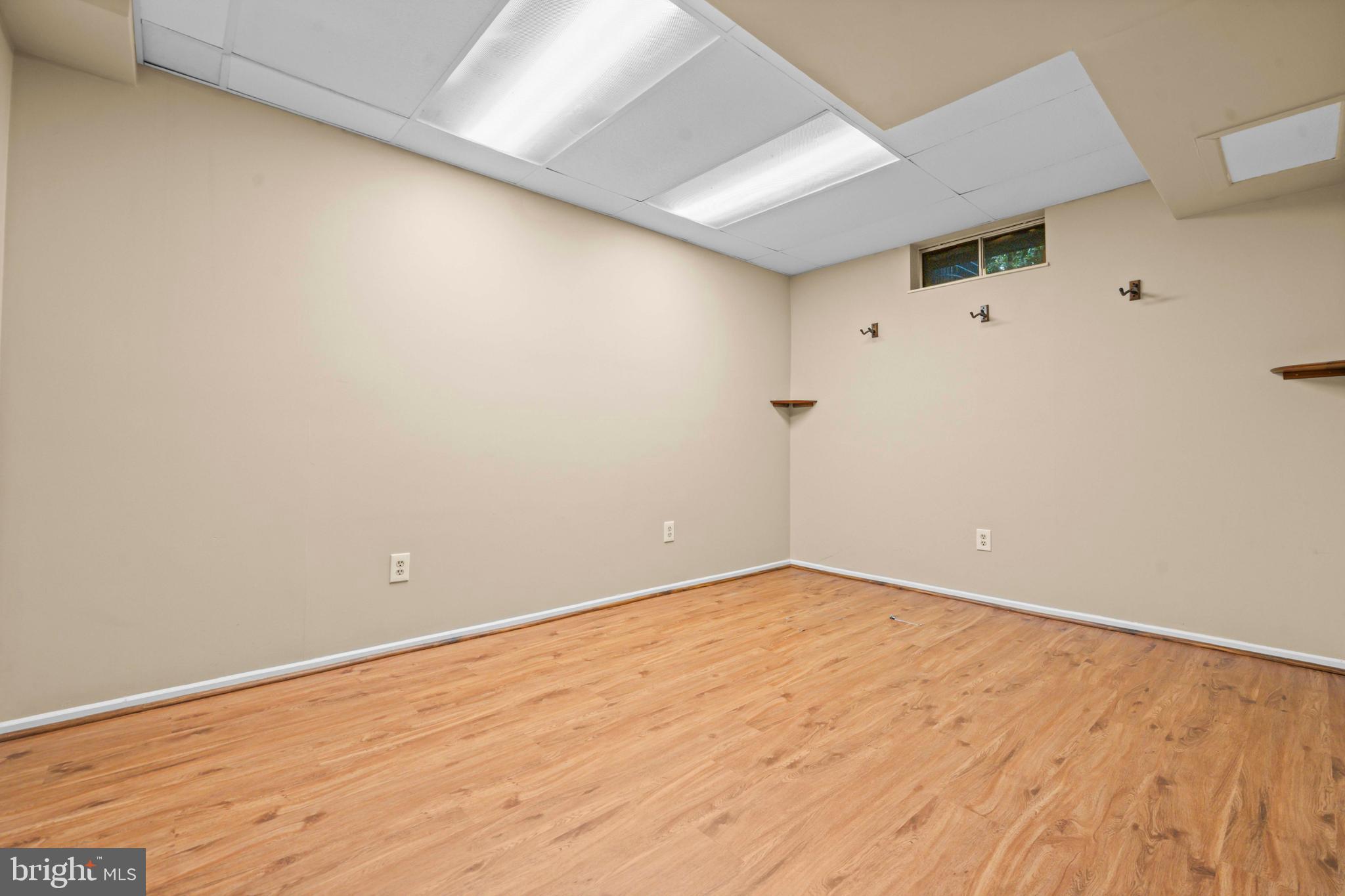 COUNTRYSIDE - Residential