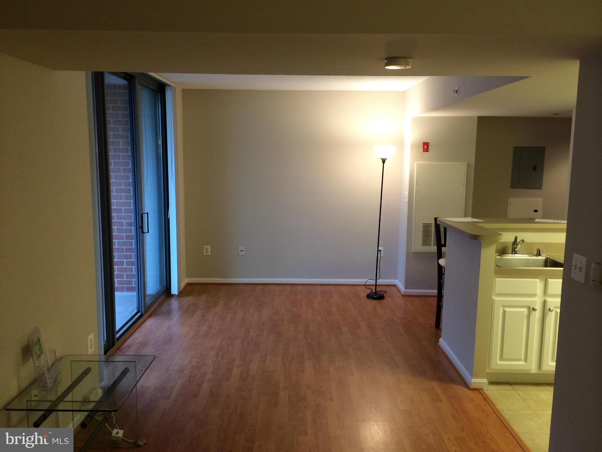 GALLERY AT WHITE FLINT - Residential