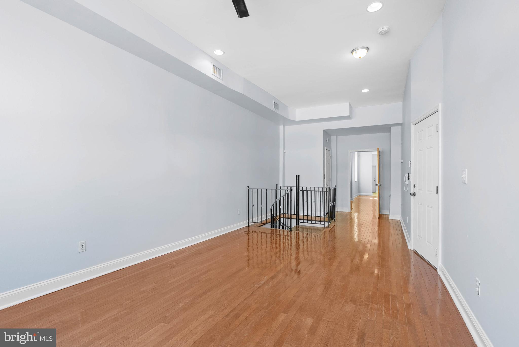 FAIRMOUNT - Residential Income