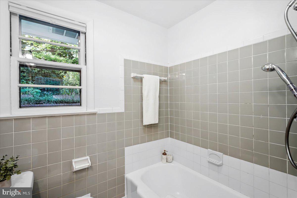 TAKOMA PARK - Residential