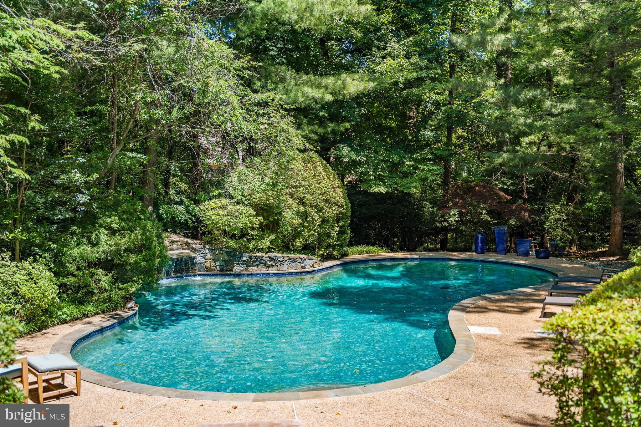 7700 OLD DOMINION DRIVE