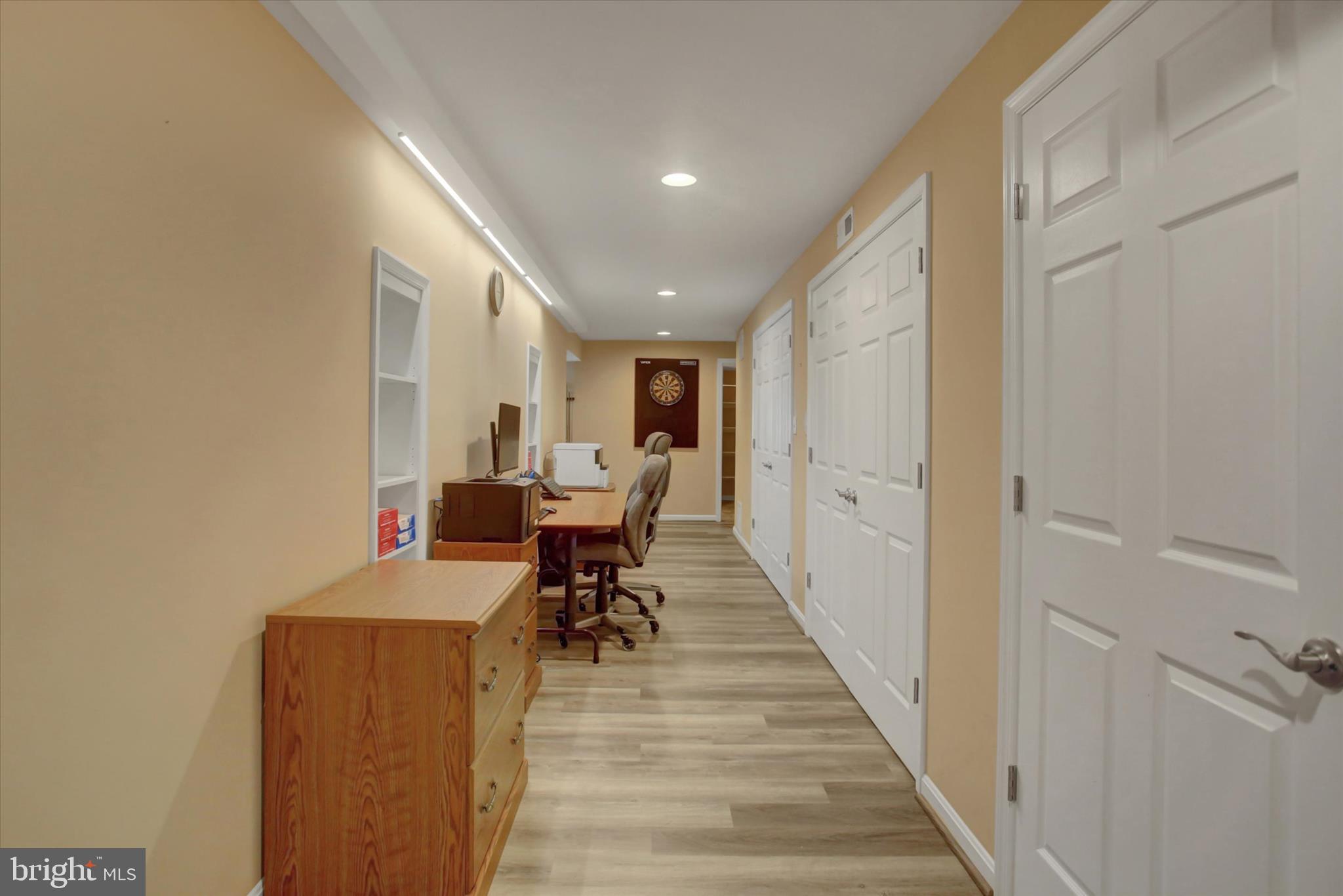 TOWN AND COUNTRY - Residential