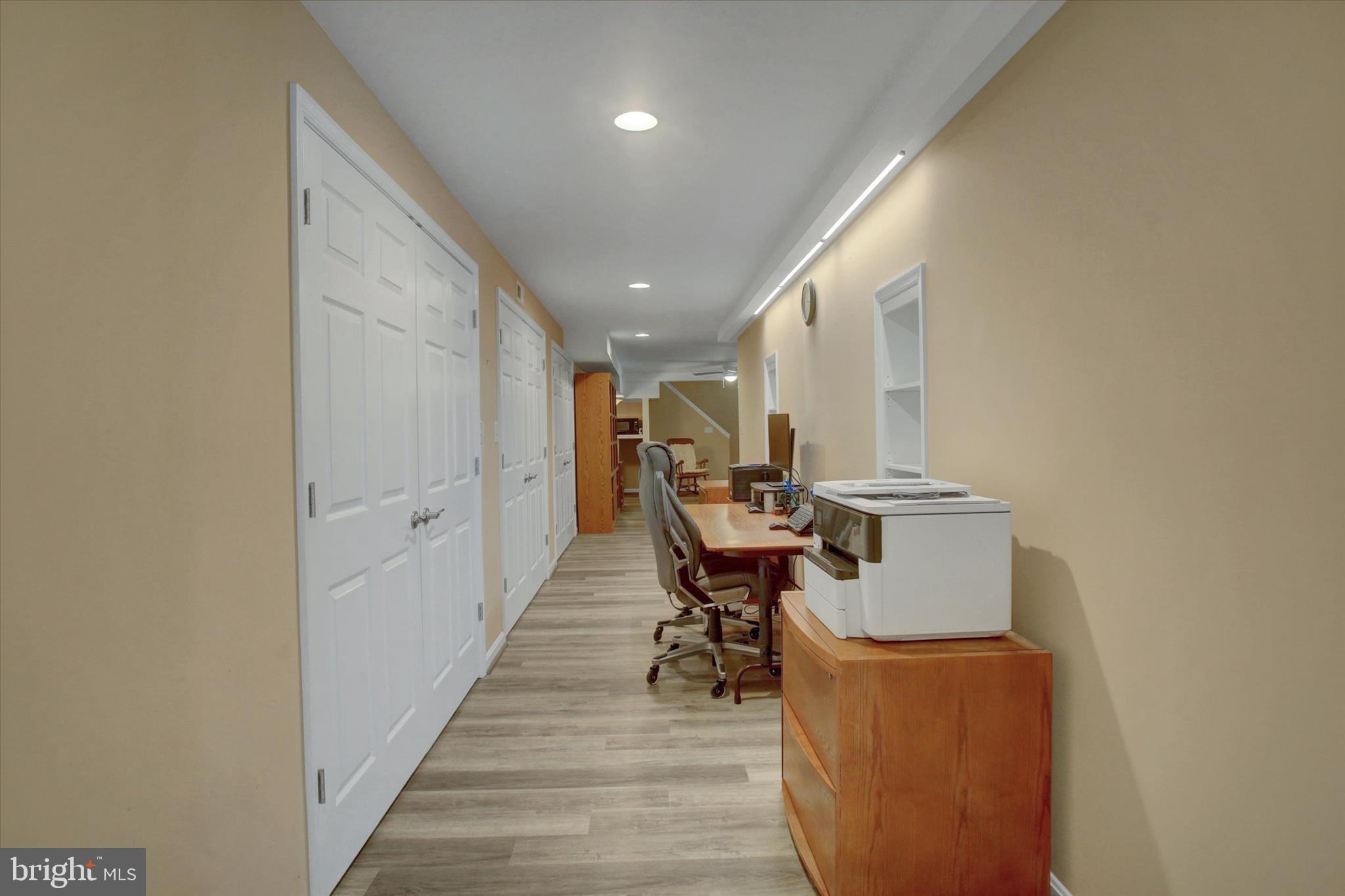 TOWN AND COUNTRY - Residential