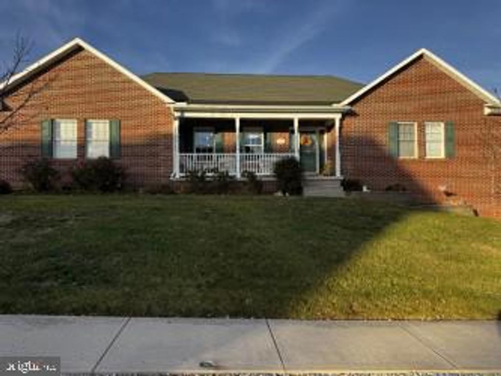 Photo of 365 Blue Bird Trl, GREENCASTLE, PA 17225 (MLS # PAFL2031522)