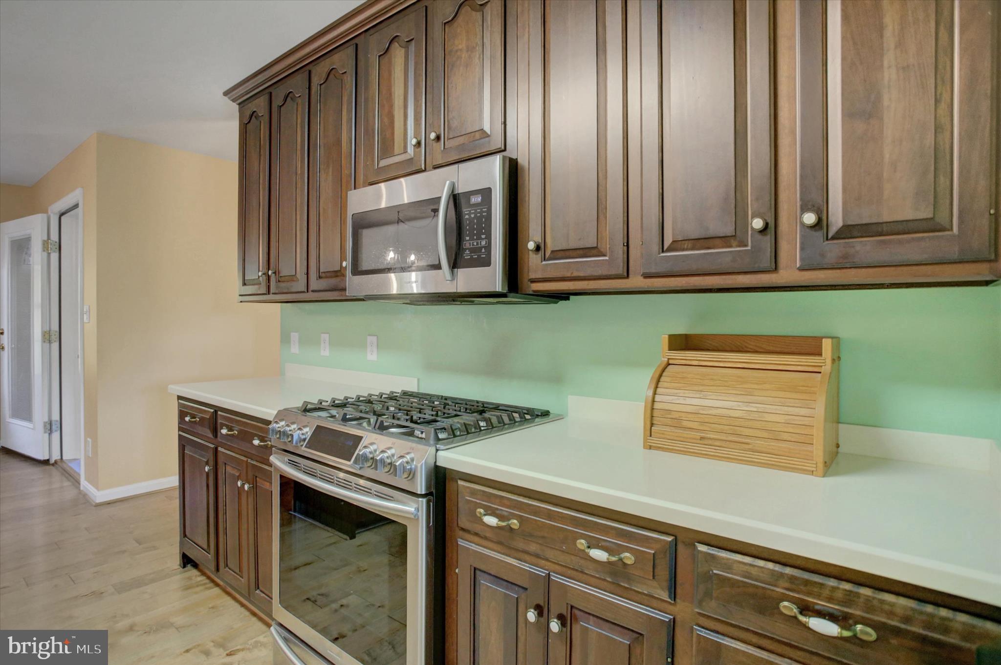 TOWN AND COUNTRY - Residential