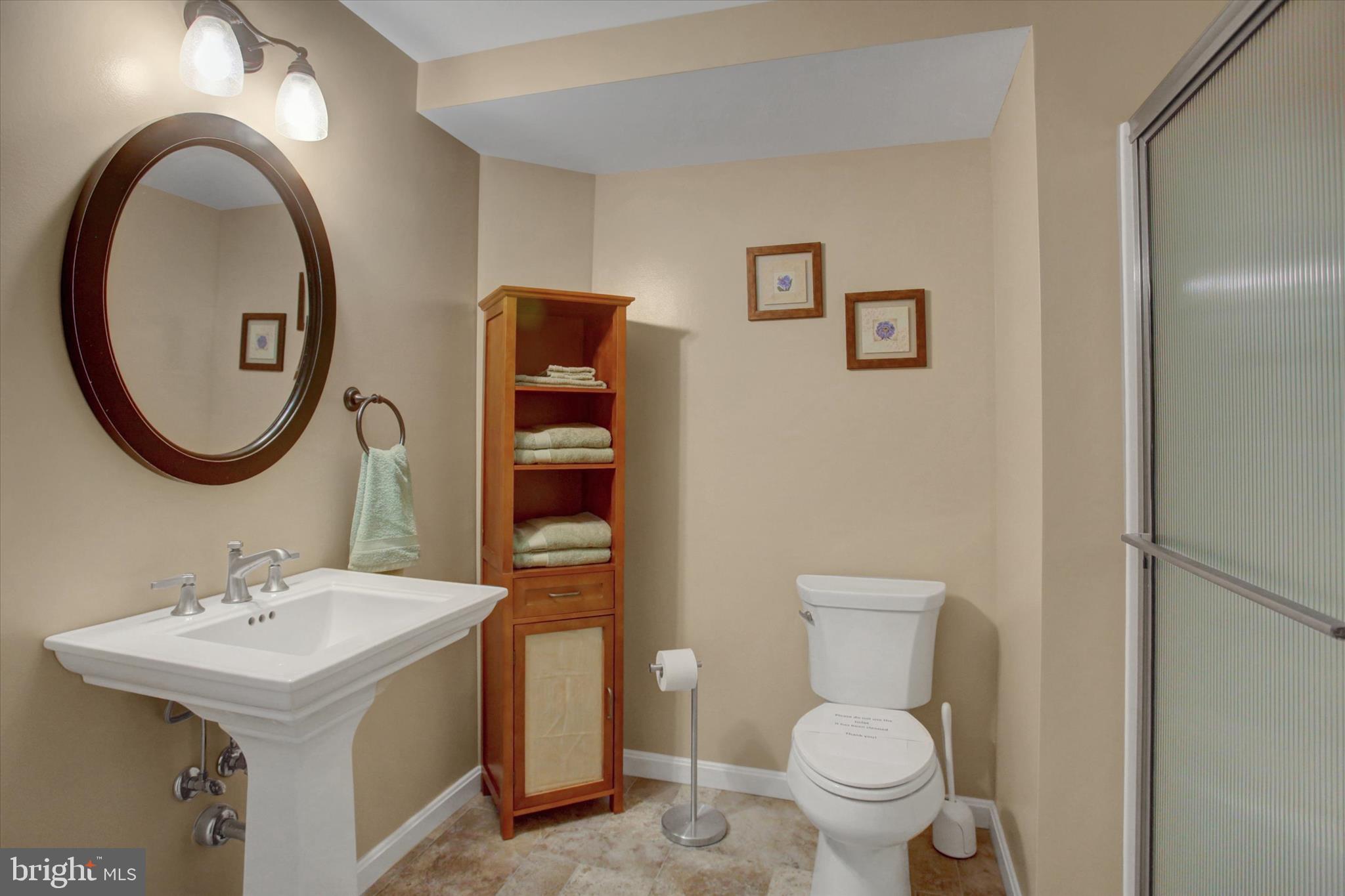 TOWN AND COUNTRY - Residential